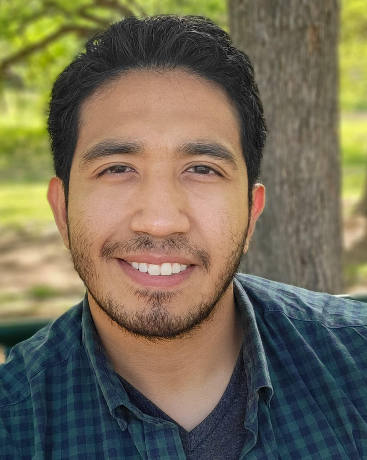 Cyrus Rodas Headshot